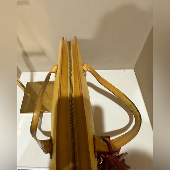 Louis Vuitton St. Jacques Golden Yellow Epi PM Bag - Picture 5 of 11